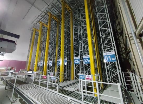 High-Bay Stacker Crane Applications & Uses